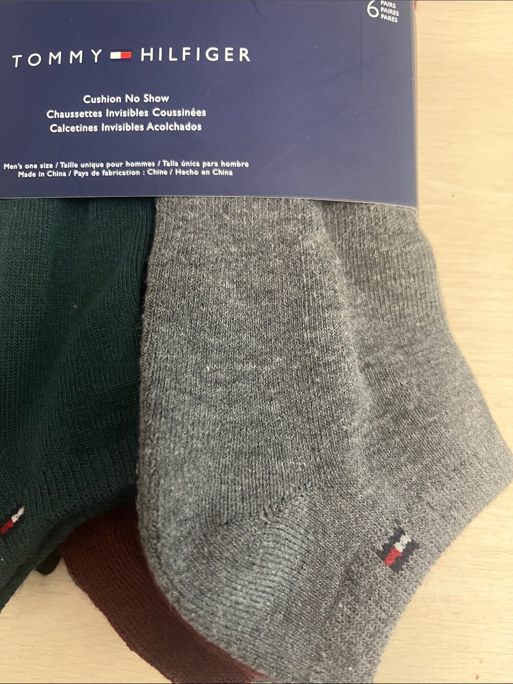 Tommy Hilfiger Men's Cushion No Show  Athletic Socks - Green, Gray & Red Stripe - Picture 5 of 8